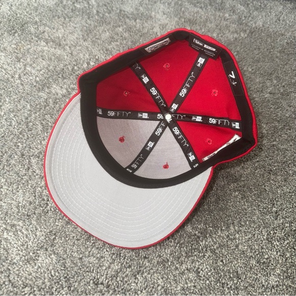 Hat Heaven New Era Houston Astros Fitted Hat Size 7 1/4 Red Gray UV NWOT - Picture 9 of 10
